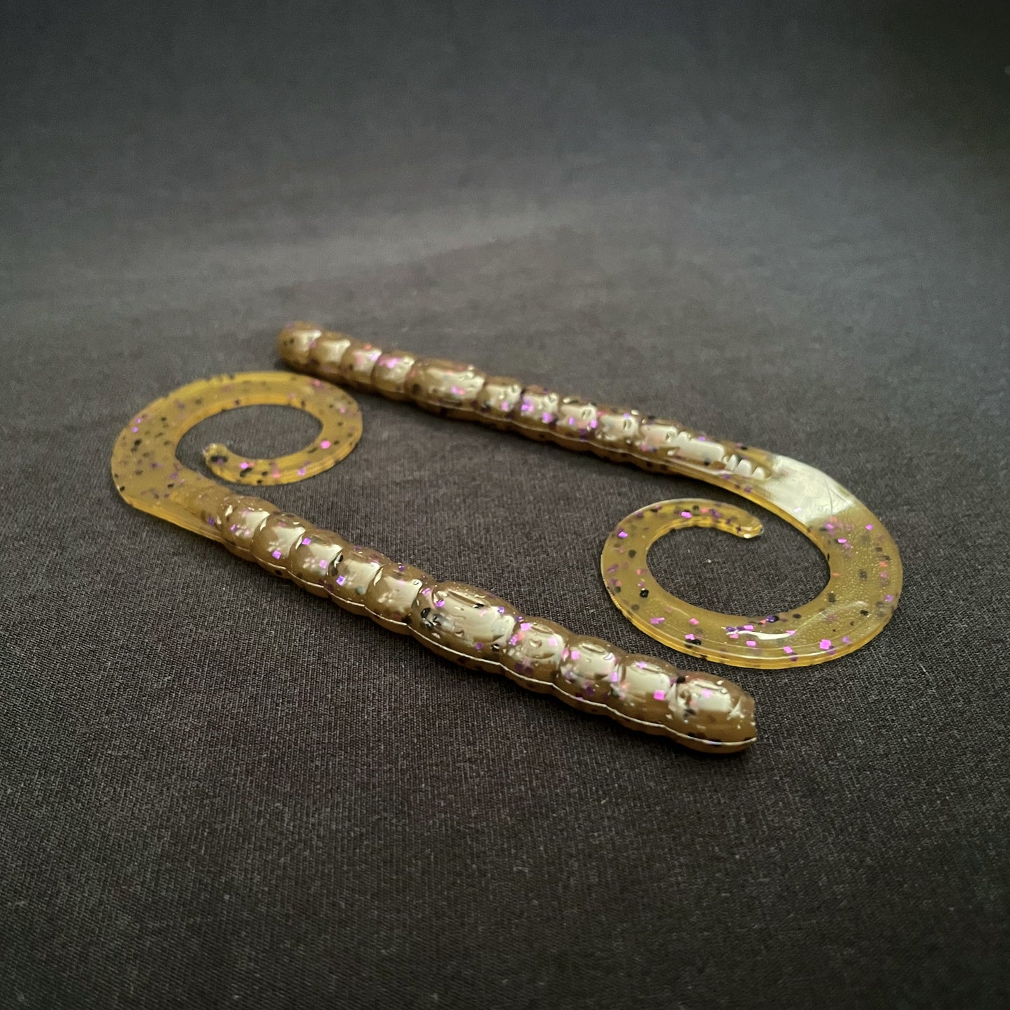 7.5" Ribbon Tail Worm / 8 pack